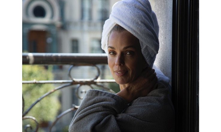 Rituel beauté d'hiver pour retrouver votre confort de peau (et du coup, la lisser)