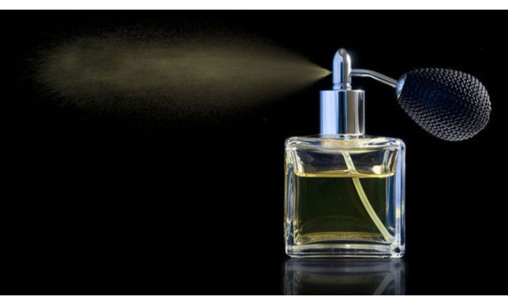 Offrir un parfum? Oui, mais pas n’importe lequel!
