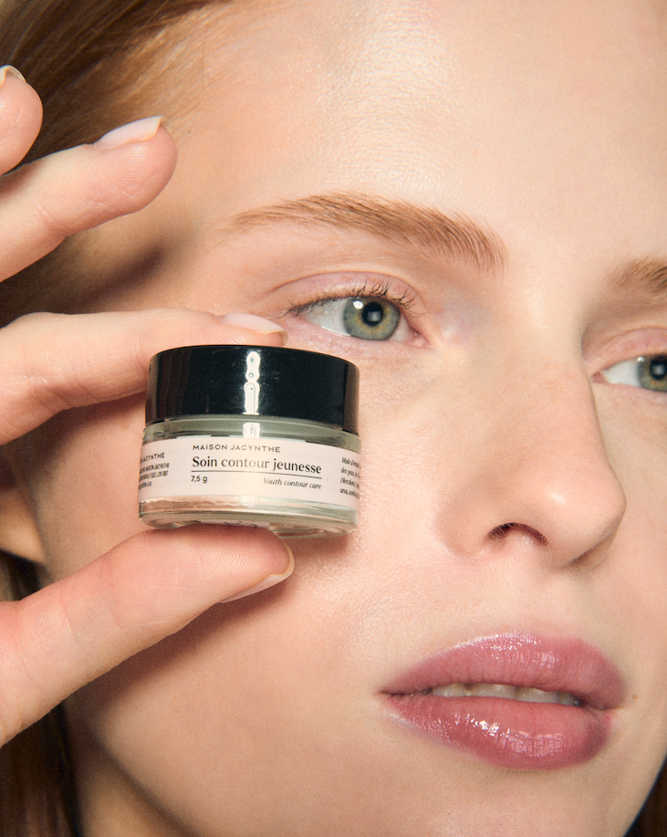 Soin contour jeunesse