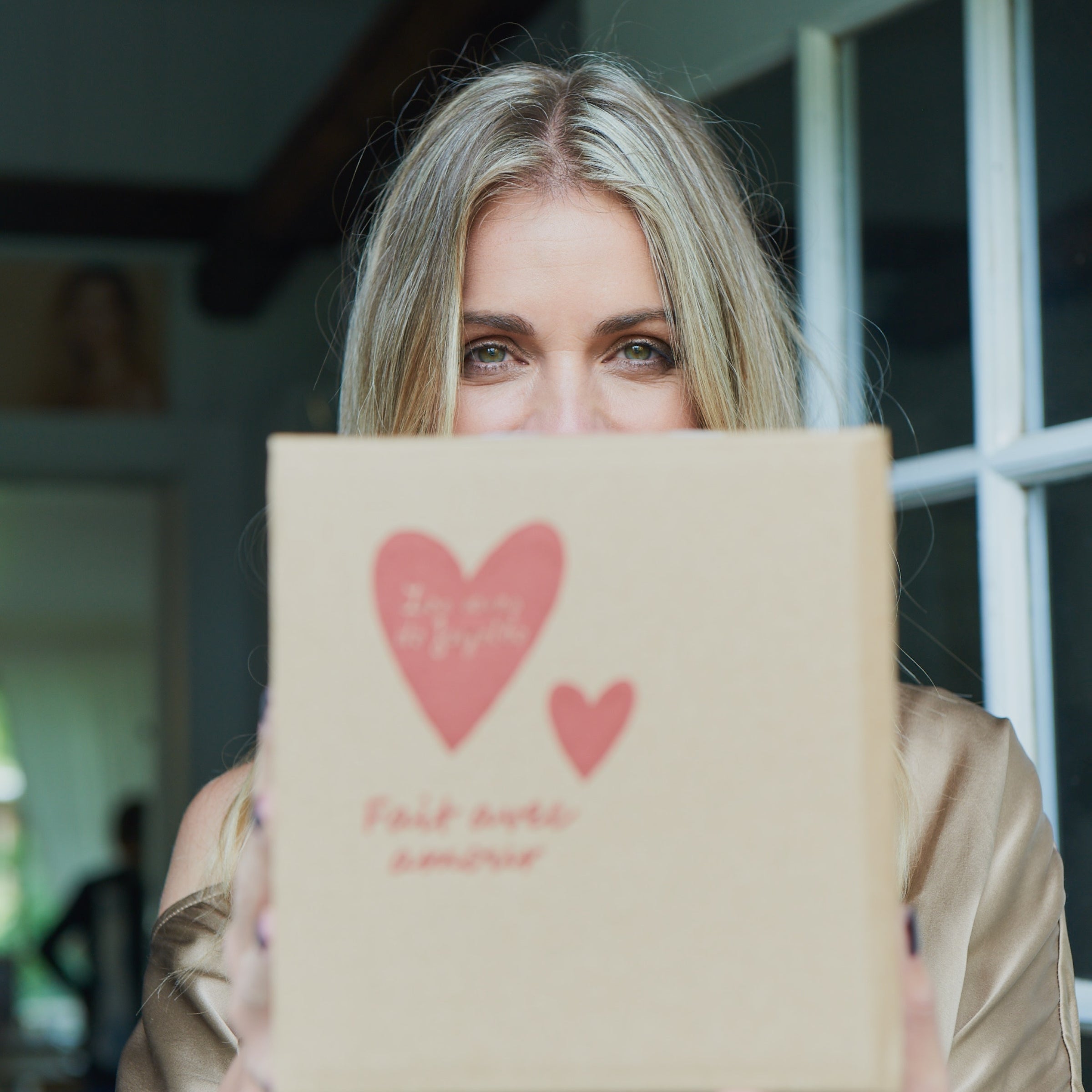 Boîte WOW - Édition Maquillage lèvres peaux foncées