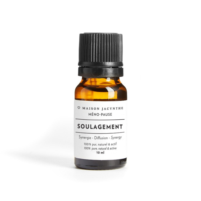 Bouteille de 10 ml d'une formule pour diffuser de la gamme Méno-Pause de Maison Jacynthe, cette synergie d'huiles essentielles calme et dissipe les idées noires aux premiers effluves.